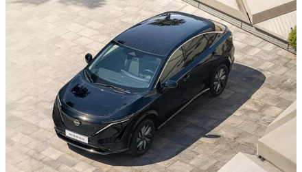 Napelemmel borírotta be villanyautóját a Nissan